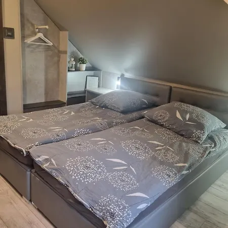 Ferienwohnung Przystan Rozalin Exterior foto
