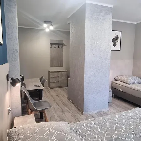 Ferienwohnung Przystan Rozalin Zimmer foto